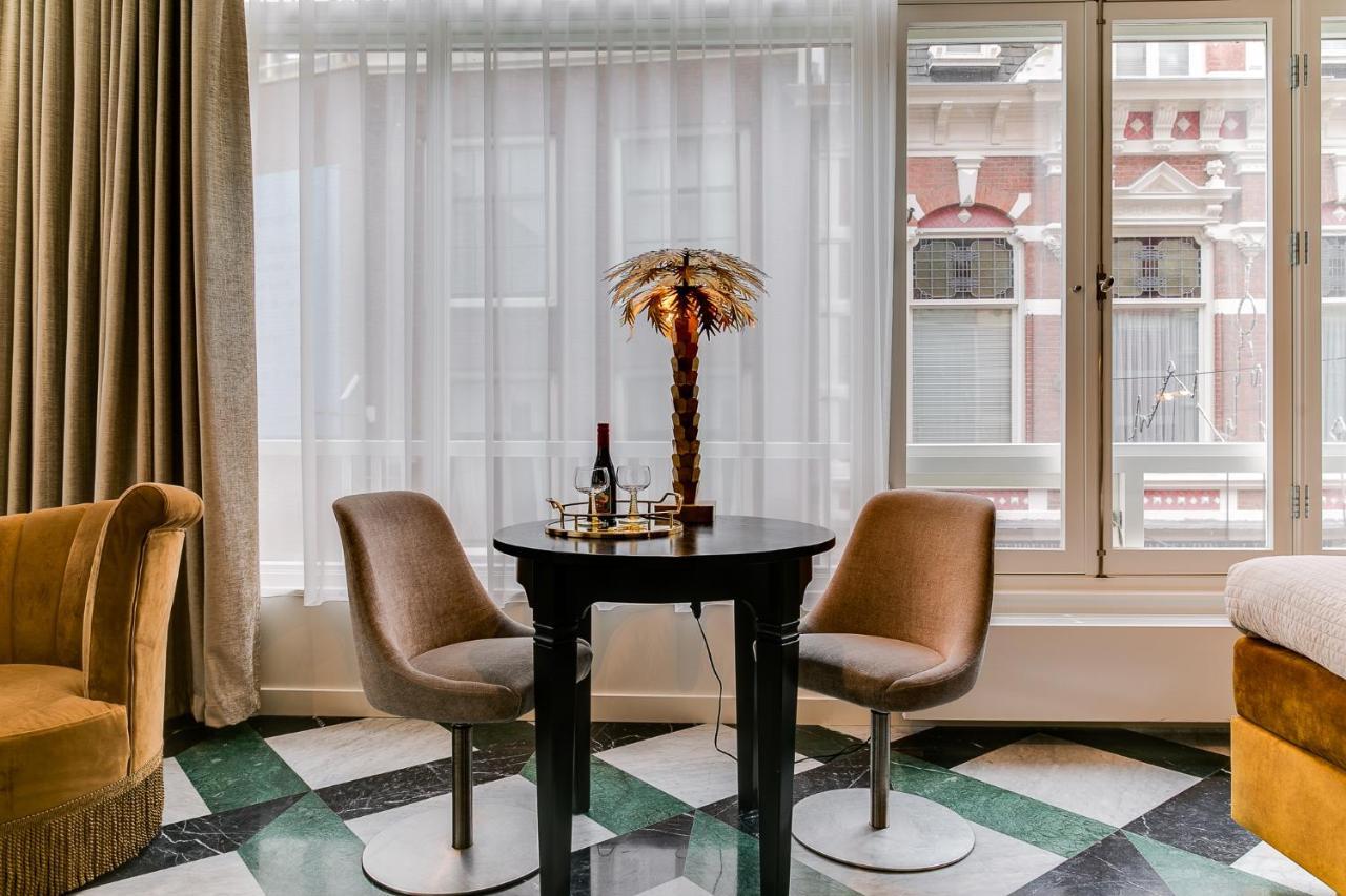 Brasss Hotel Suites Haarlem Exterior foto A suite at the hotel