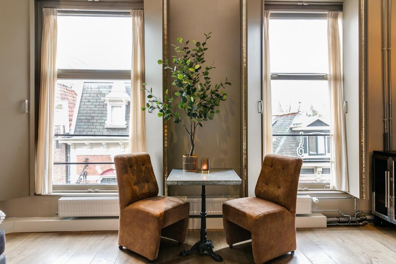 Brasss Hotel Suites Haarlem Exterior foto The interior of the hotel